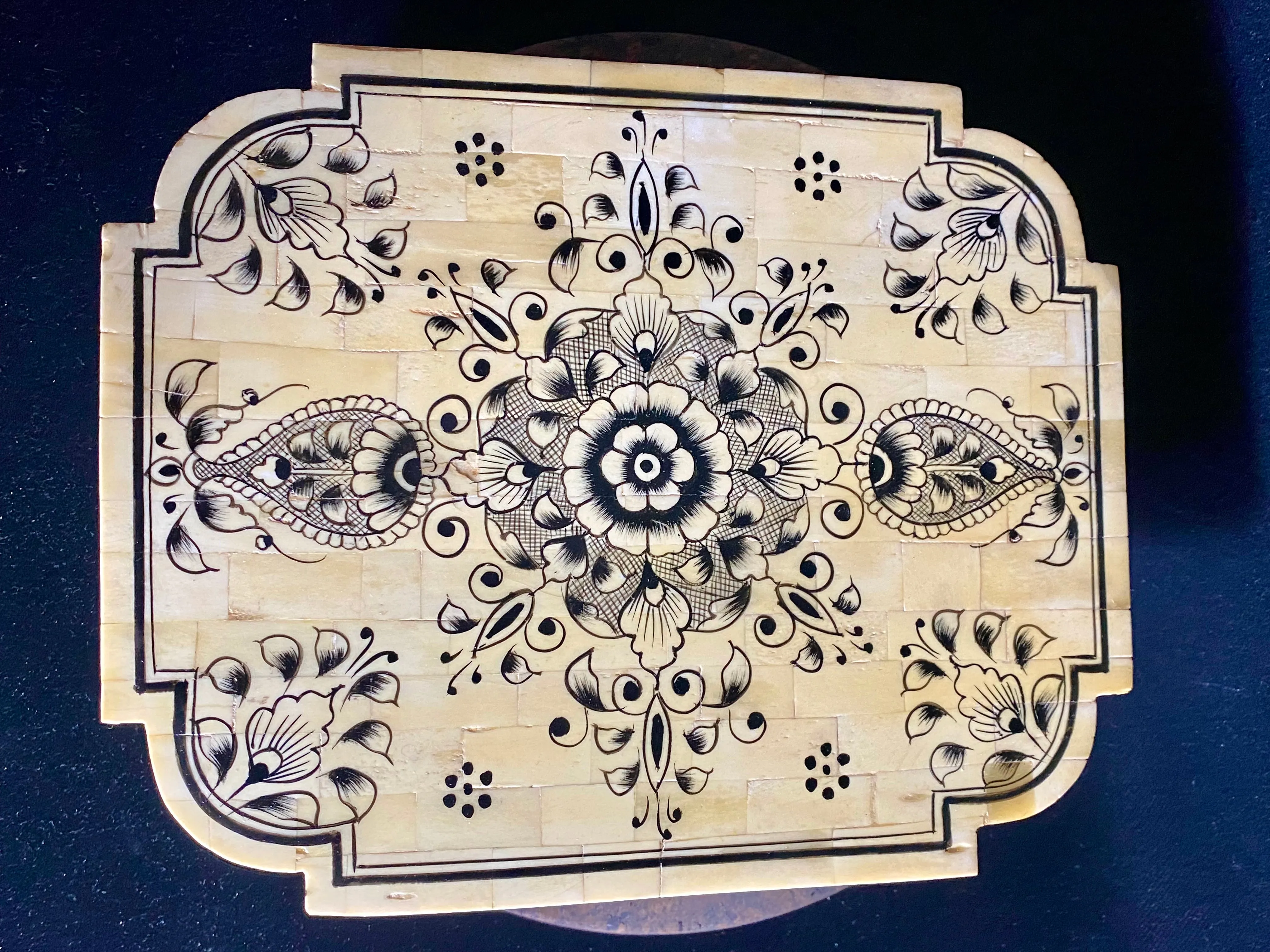 Large Camel Bone Box