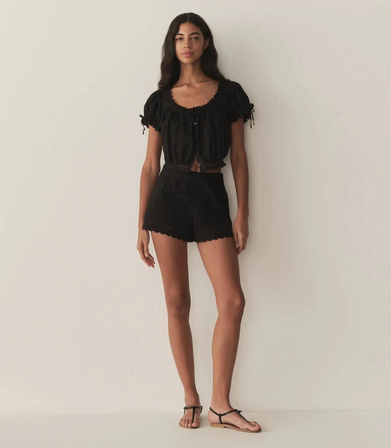 Nera Top in Black