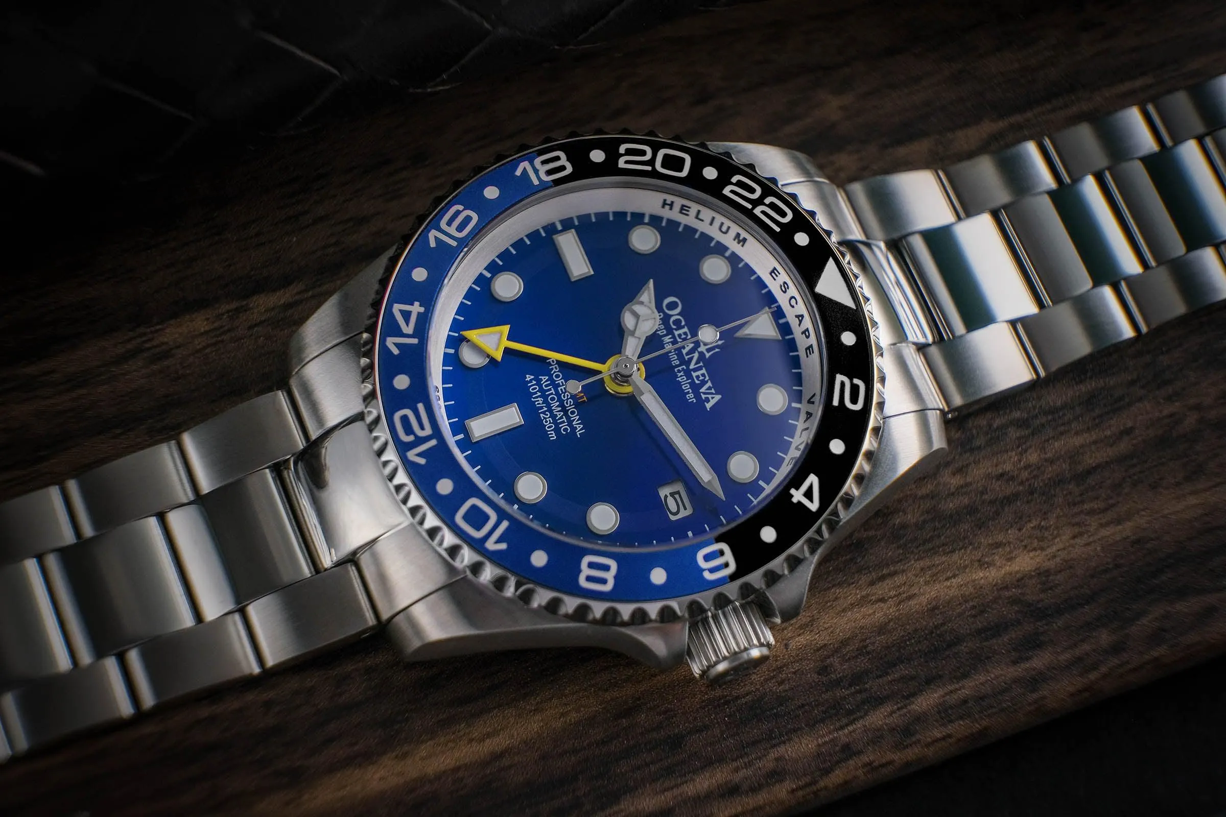 Oceaneva Men's GMT Automatic Deep Marine Explorer 1250M Pro Diver Blue Dial Watch
