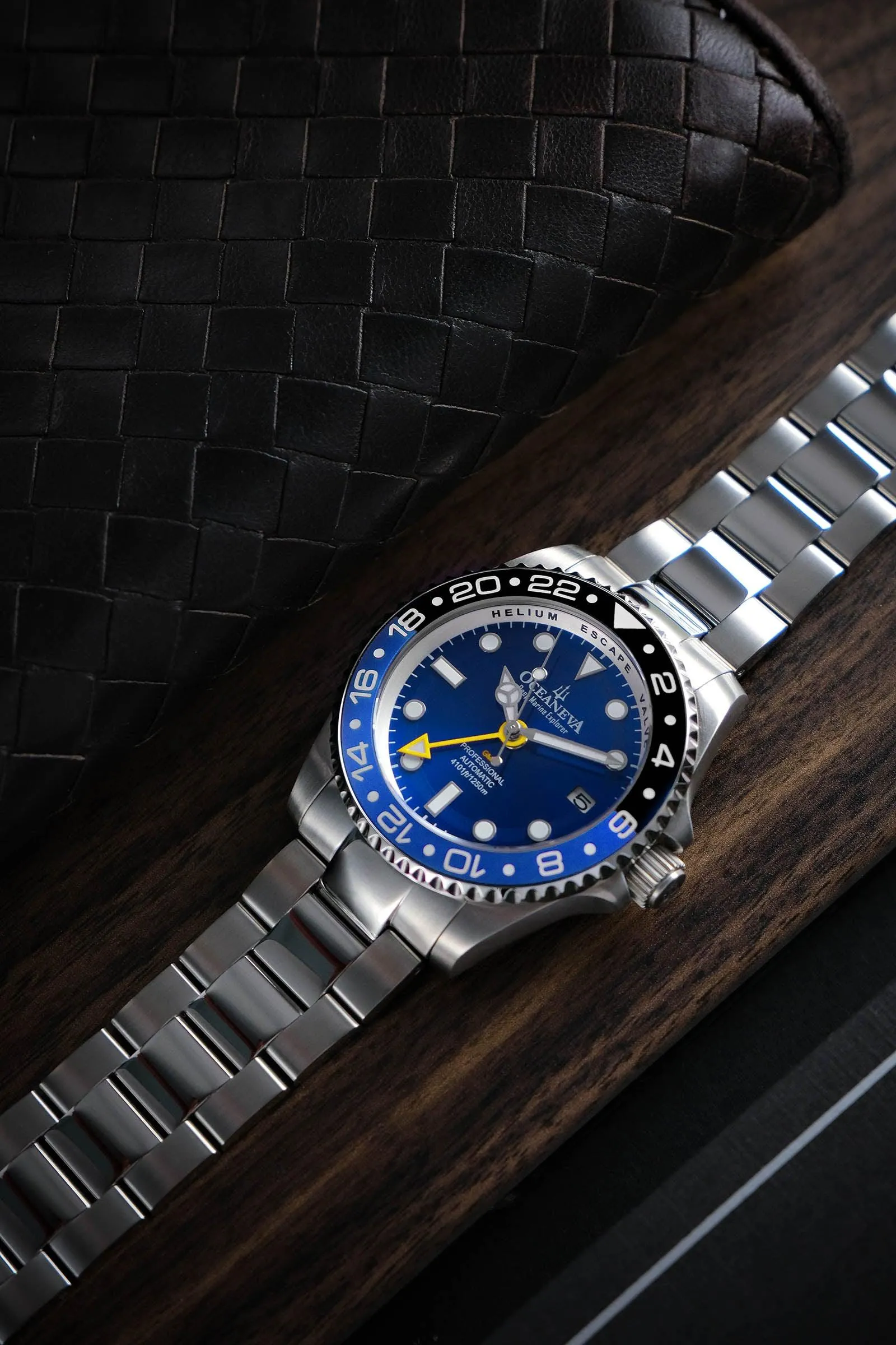 Oceaneva Men's GMT Automatic Deep Marine Explorer 1250M Pro Diver Blue Dial Watch